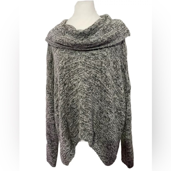 Express Sweaters - EXPRESS  Cowl Neck Oversized Knit Sweater Size M/L Heather Gray Sharkbite Hem